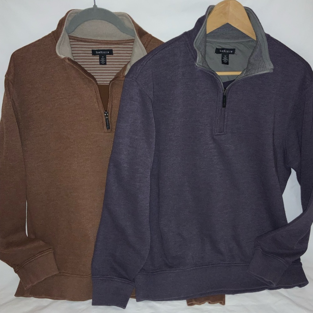 Pair of Van Heusen Medium Sweaters